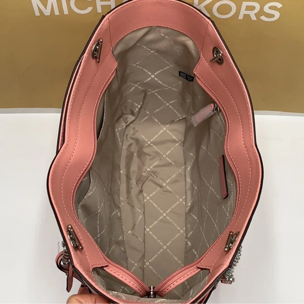 MICHAEL KORS
Jet Set Large X Chain Saffiano Leather Shoulder Tote
PRIMROSE
NWT - Picture 8 of 16